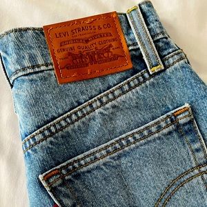Levi jeans
